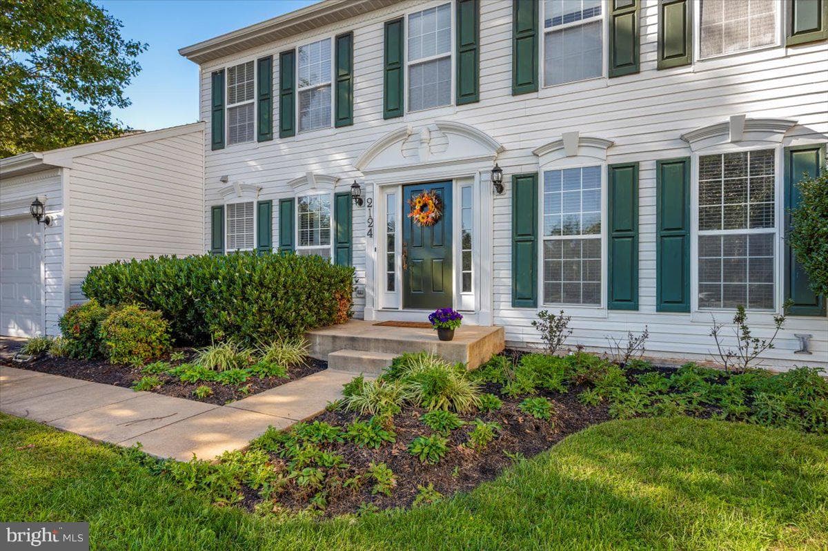 2124 Carroll Creek View Court photo 2