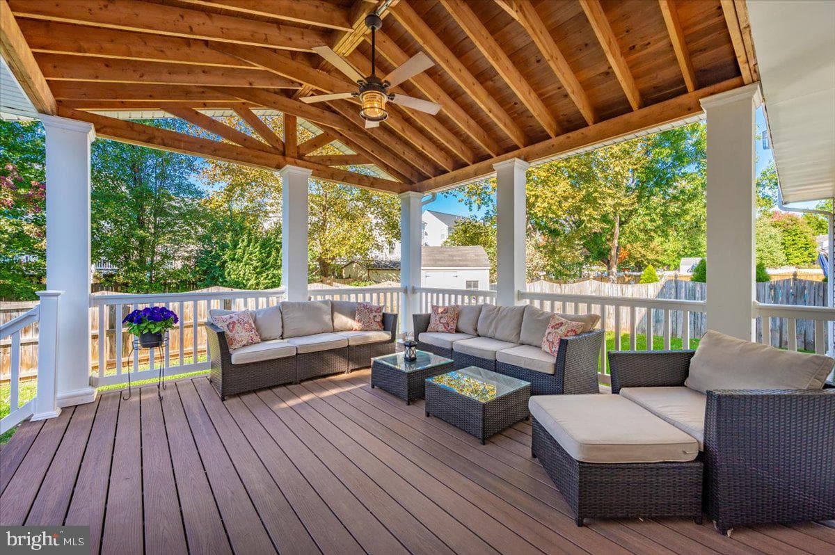 2124 Carroll Creek View Court photo 3