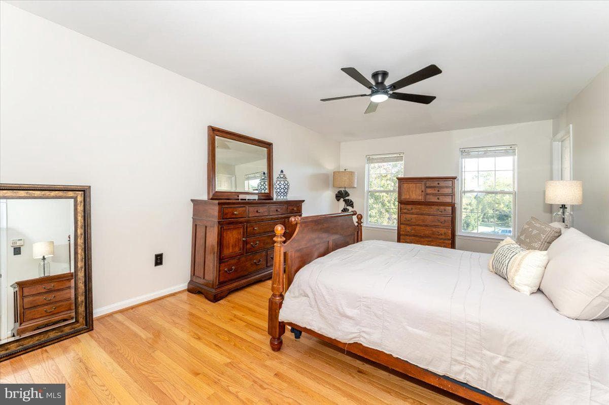 2124 Carroll Creek View Court photo 32