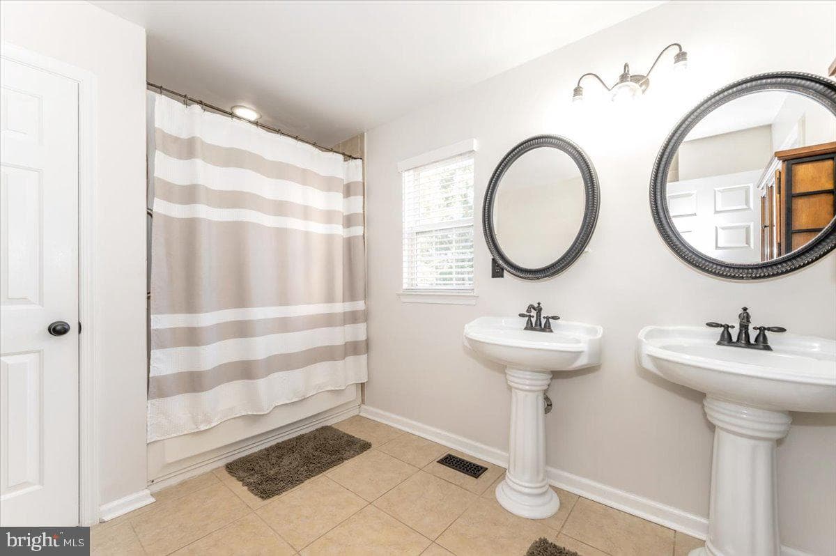 2124 Carroll Creek View Court photo 34