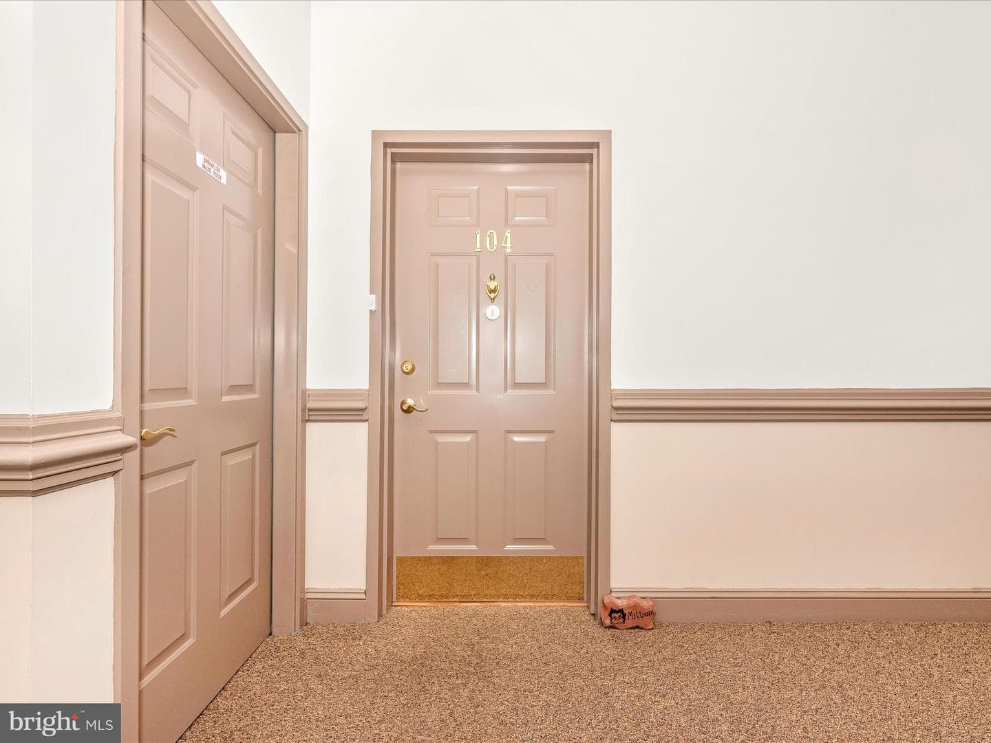 10 Rosewood Court #104 photo 3