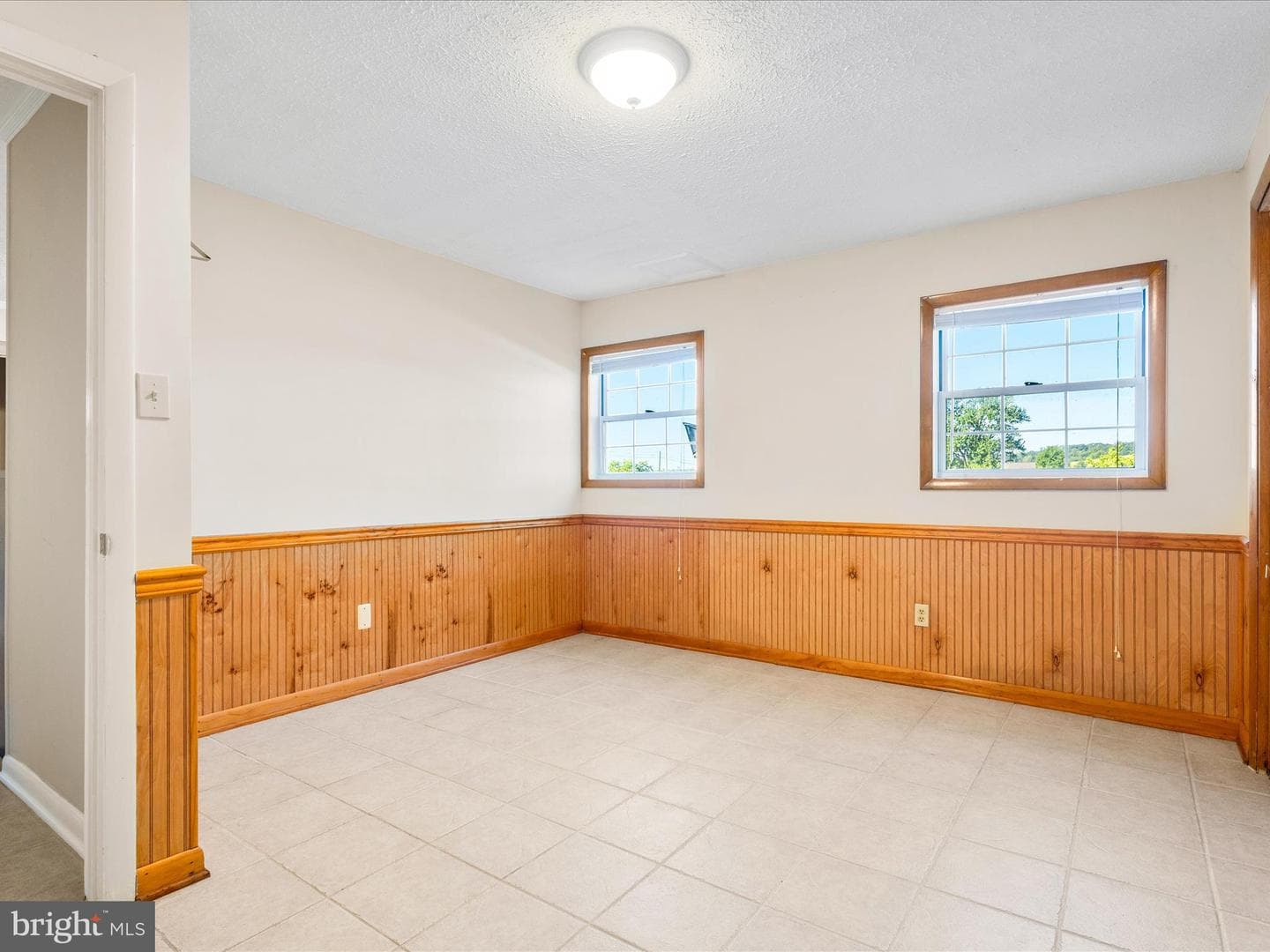 4 James Street photo 28