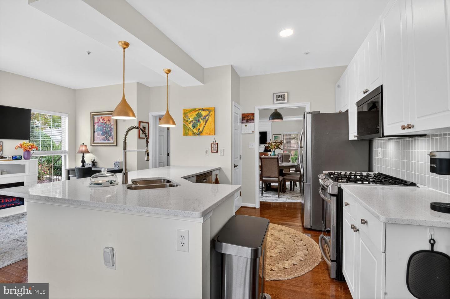 2204 Garden Lane photo 14
