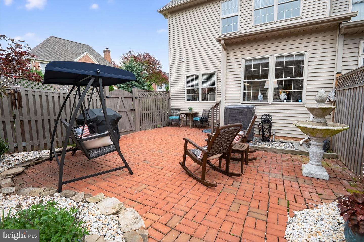 2204 Garden Lane photo 47