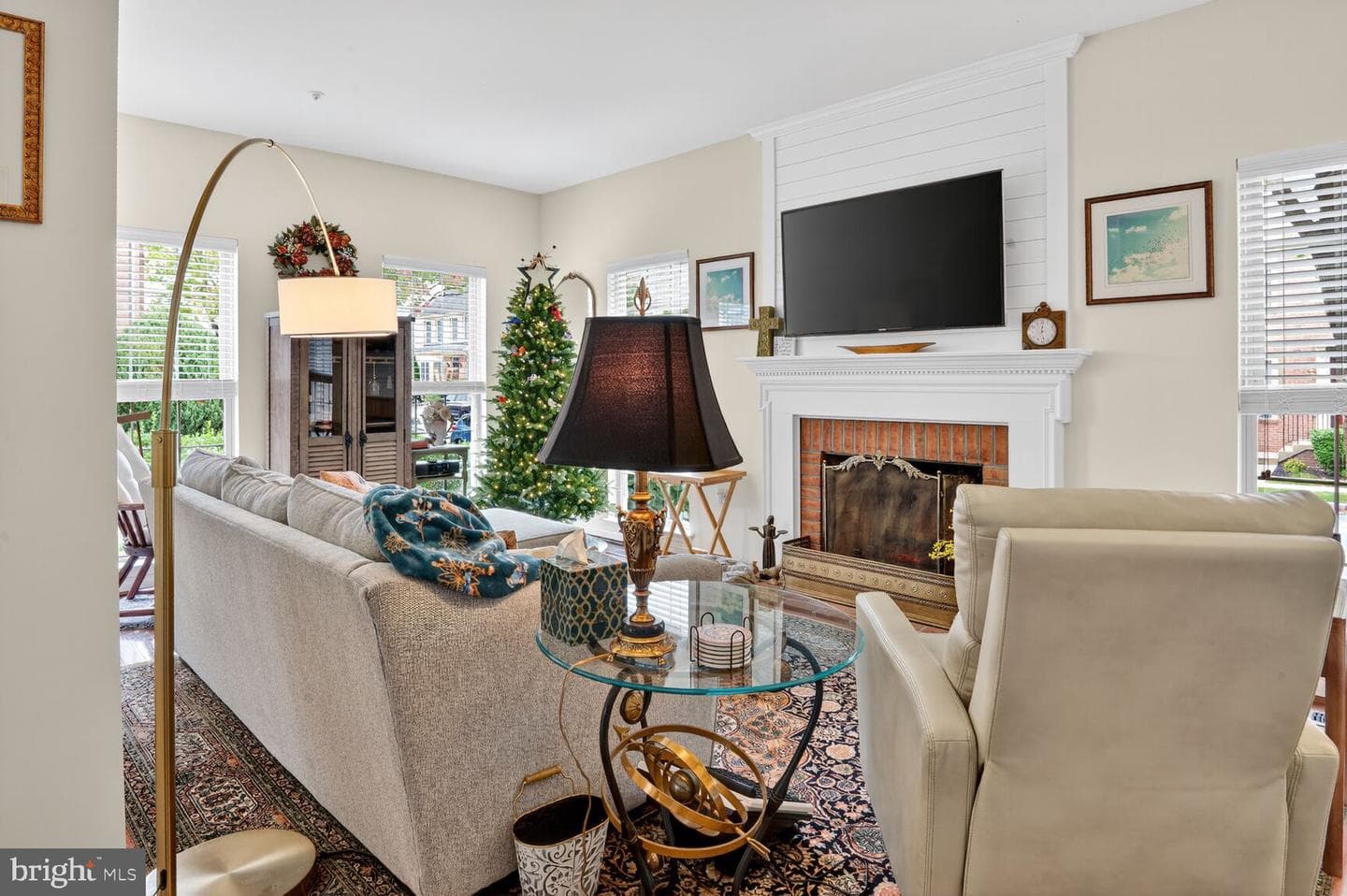 2204 Garden Lane photo 7
