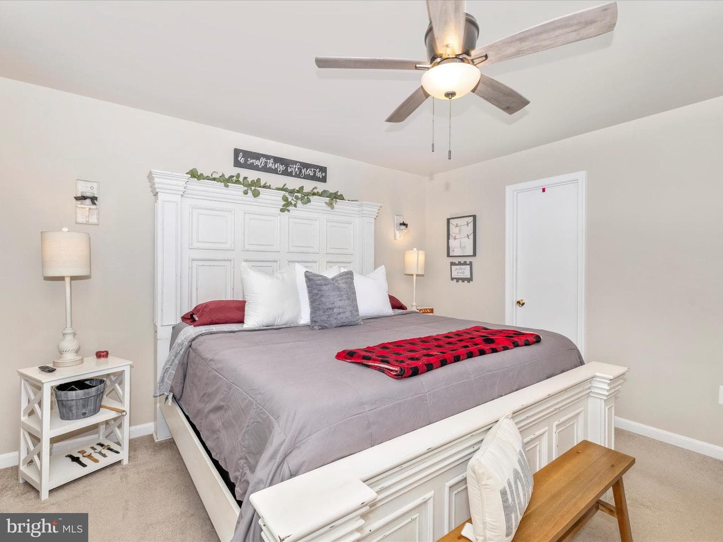 1003 Lavenport Way photo 30