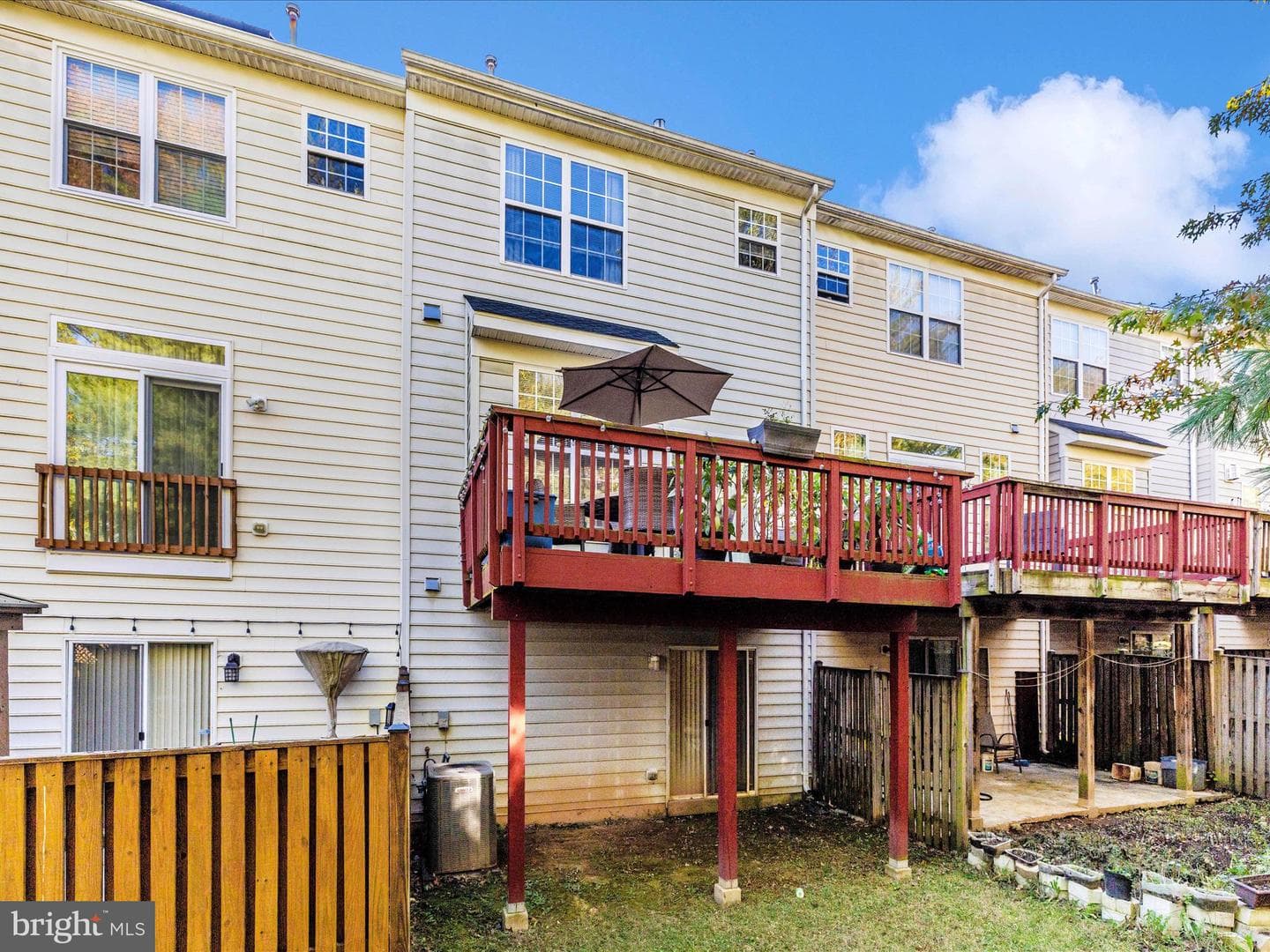 1003 Lavenport Way photo 47
