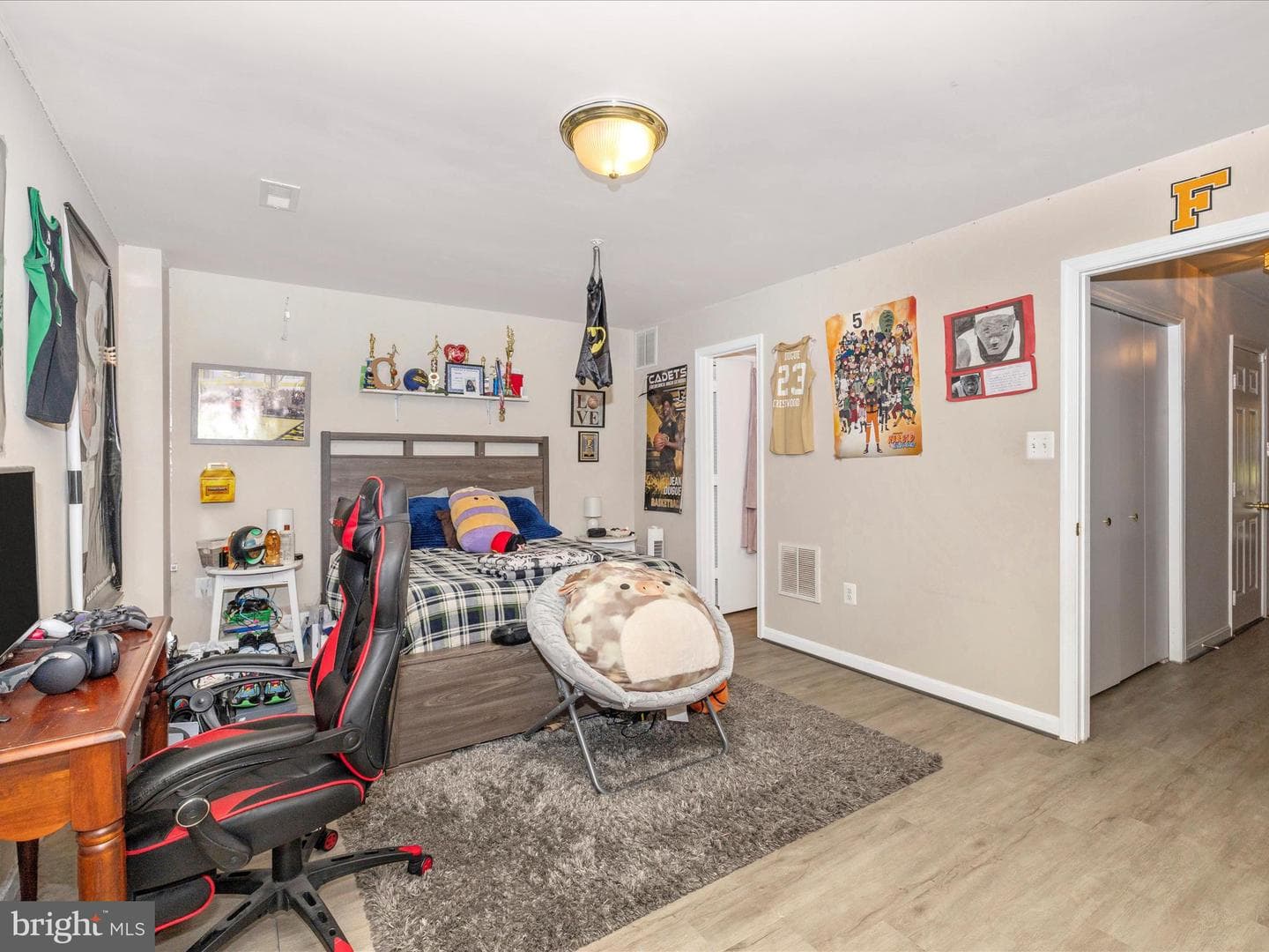 1003 Lavenport Way photo 6