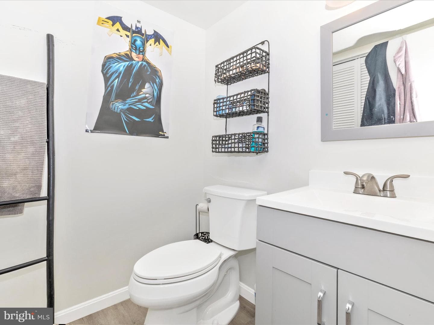 1003 Lavenport Way photo 8