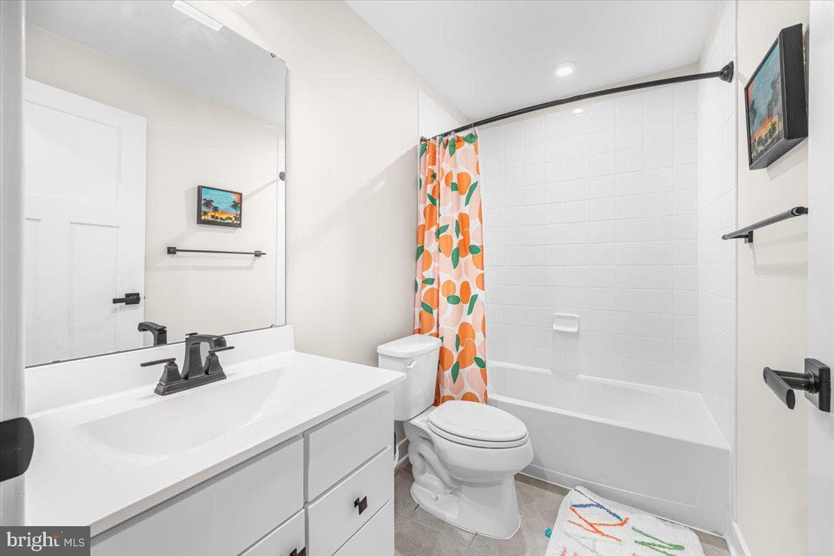 5806 Pecking Stone Street photo 25