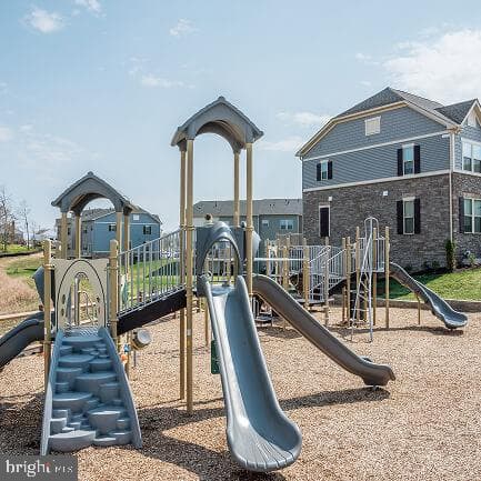 5806 Pecking Stone Street photo 38