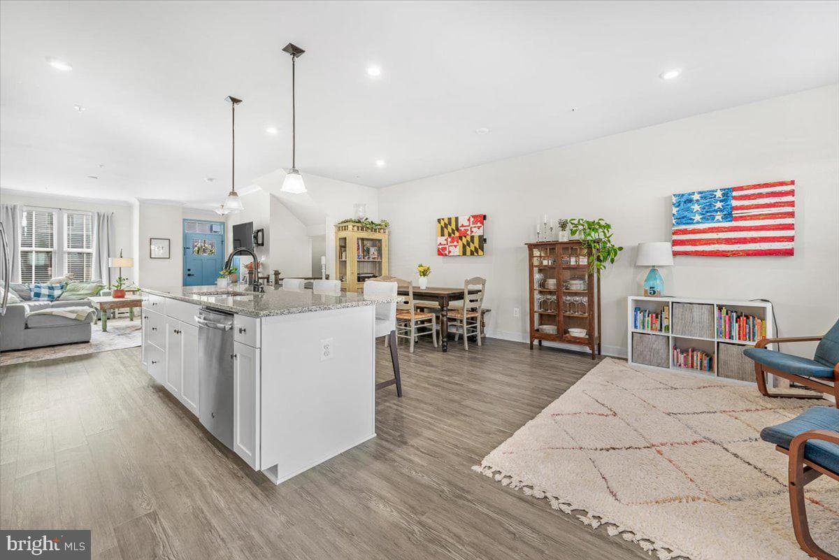 5806 Pecking Stone Street photo 7