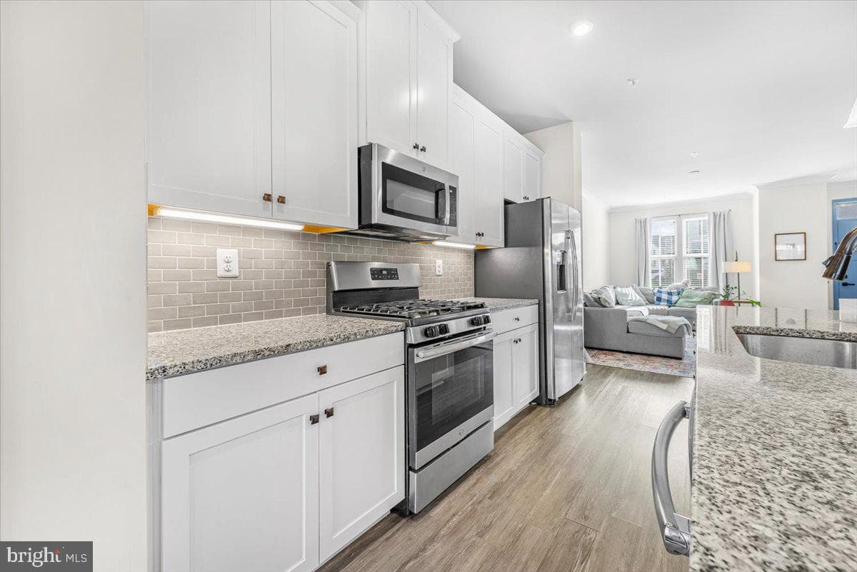 5806 Pecking Stone Street photo 8