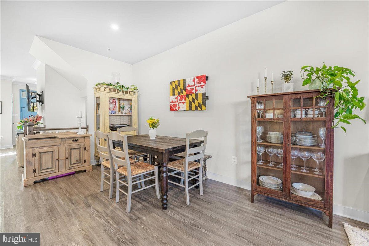 5806 Pecking Stone Street photo 9