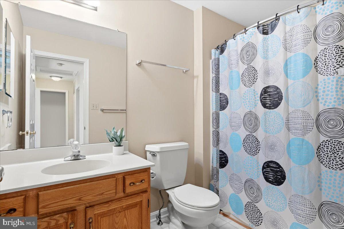 2110 Foxfield photo 32