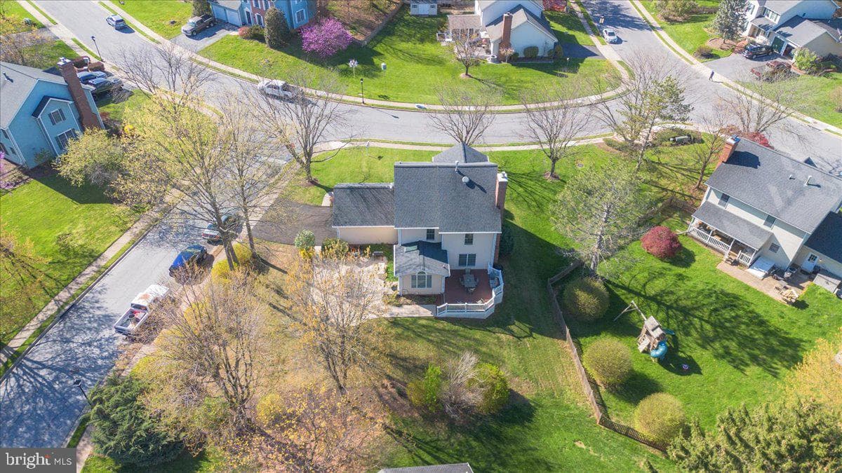 2110 Foxfield photo 48