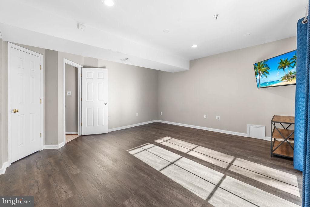 7149 Oberlin Circle photo 6