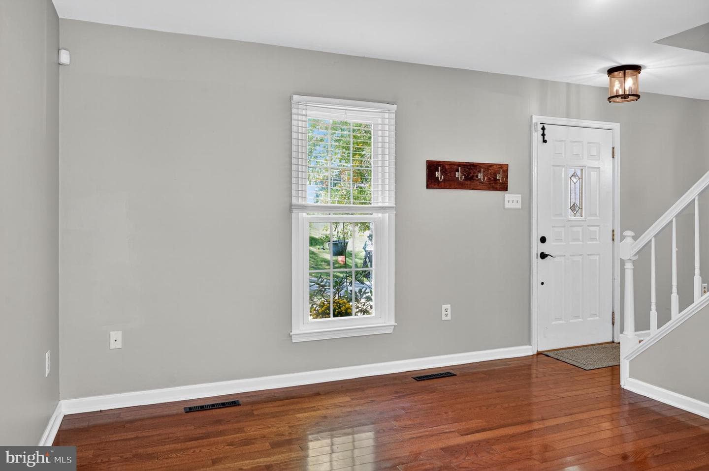 10403 Hedgeapple Court photo 2