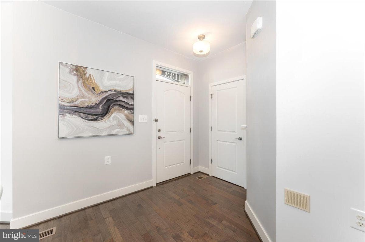 1133 Holden Road photo 3