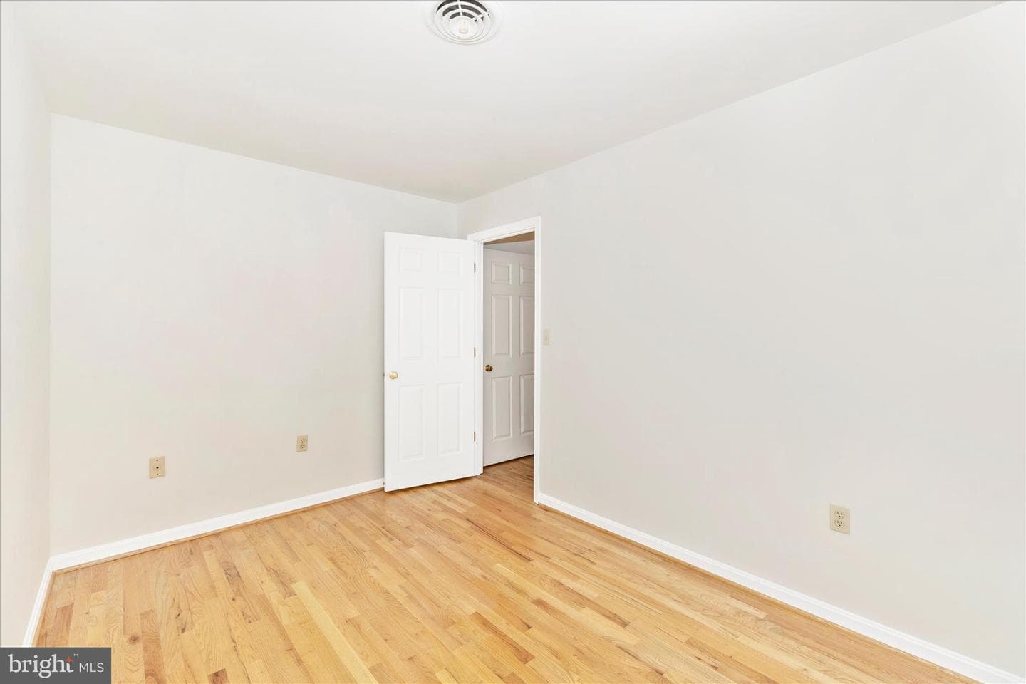 10255 Rollingridge Court photo 37