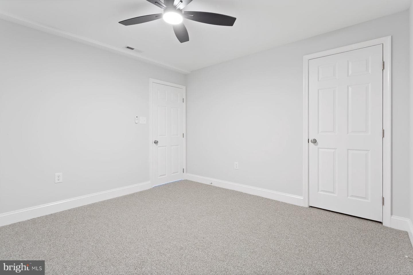 819 Aztec Drive photo 32