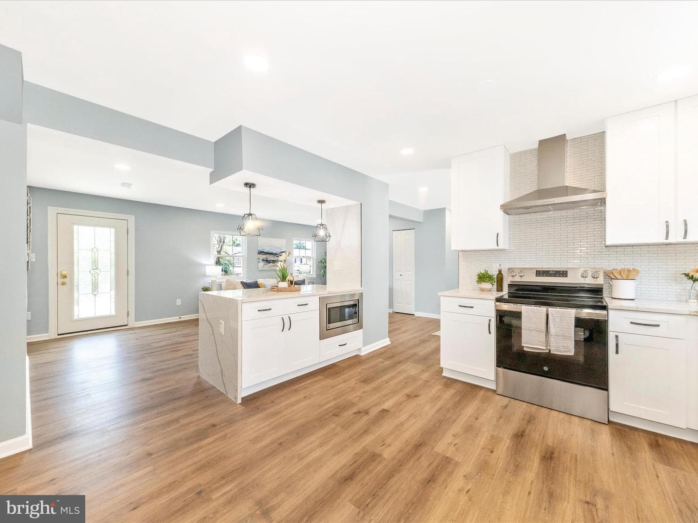 1305 Peachtree Court photo 10