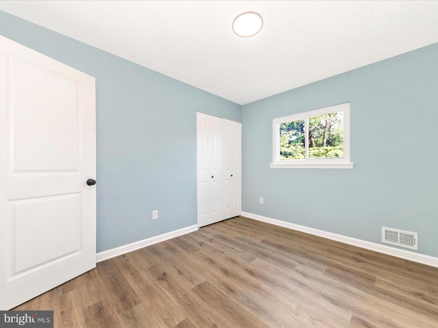 1305 Peachtree Court photo 28