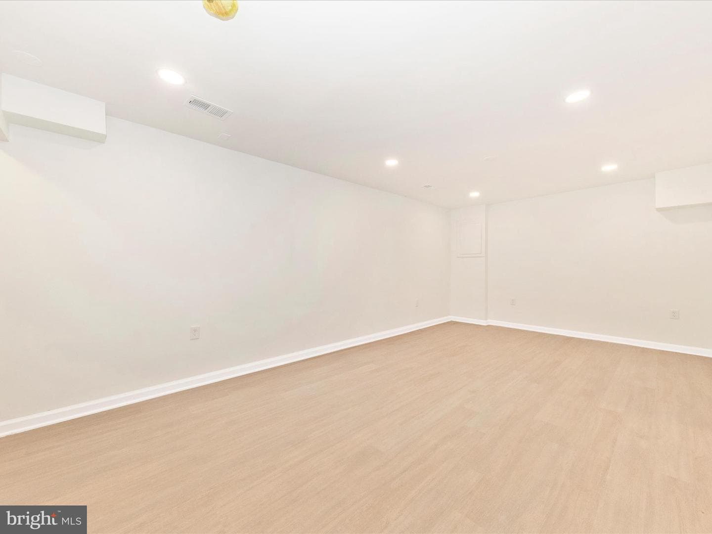 1305 Peachtree Court photo 32