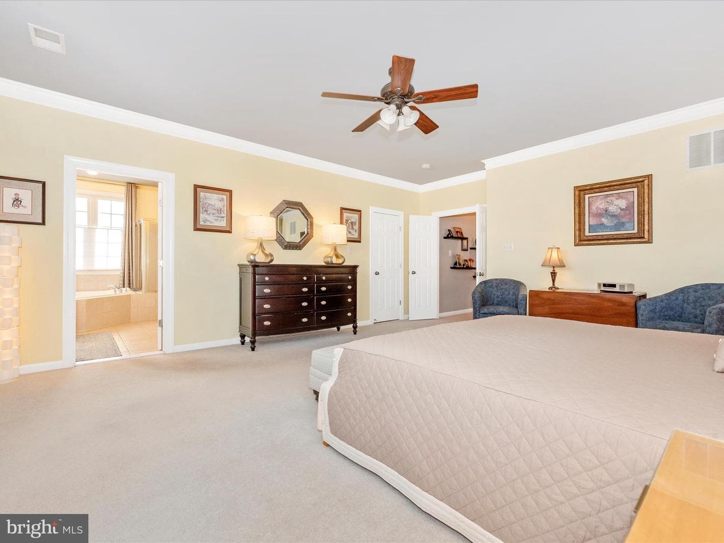 9442 Carriage Hill Street photo 38