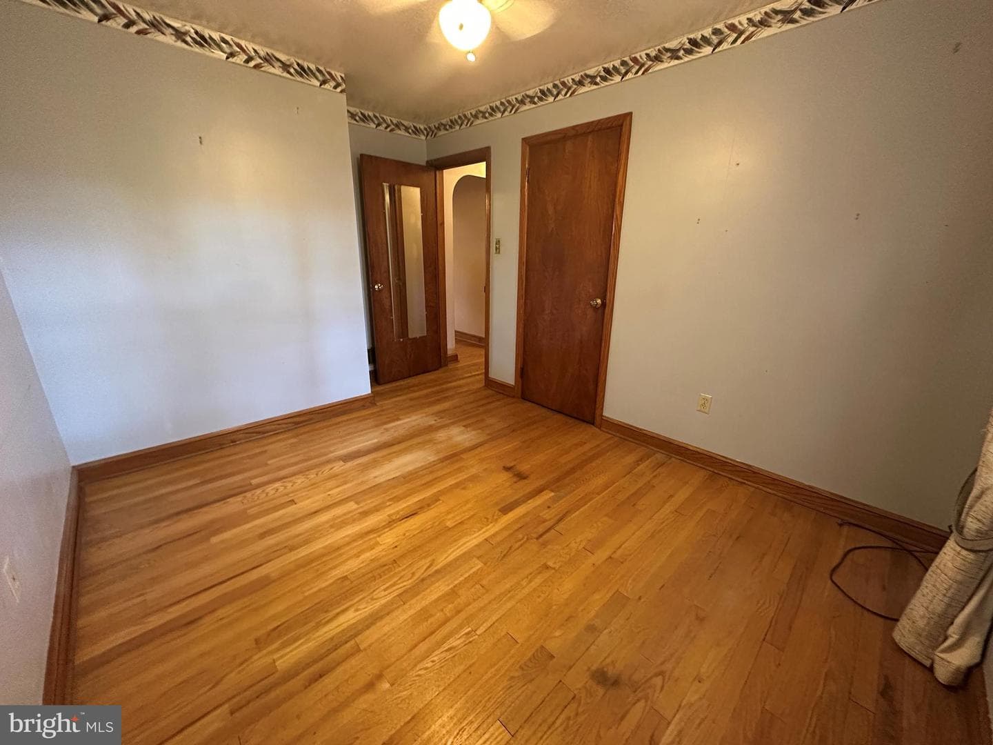 10 Linden Boulevard photo 42