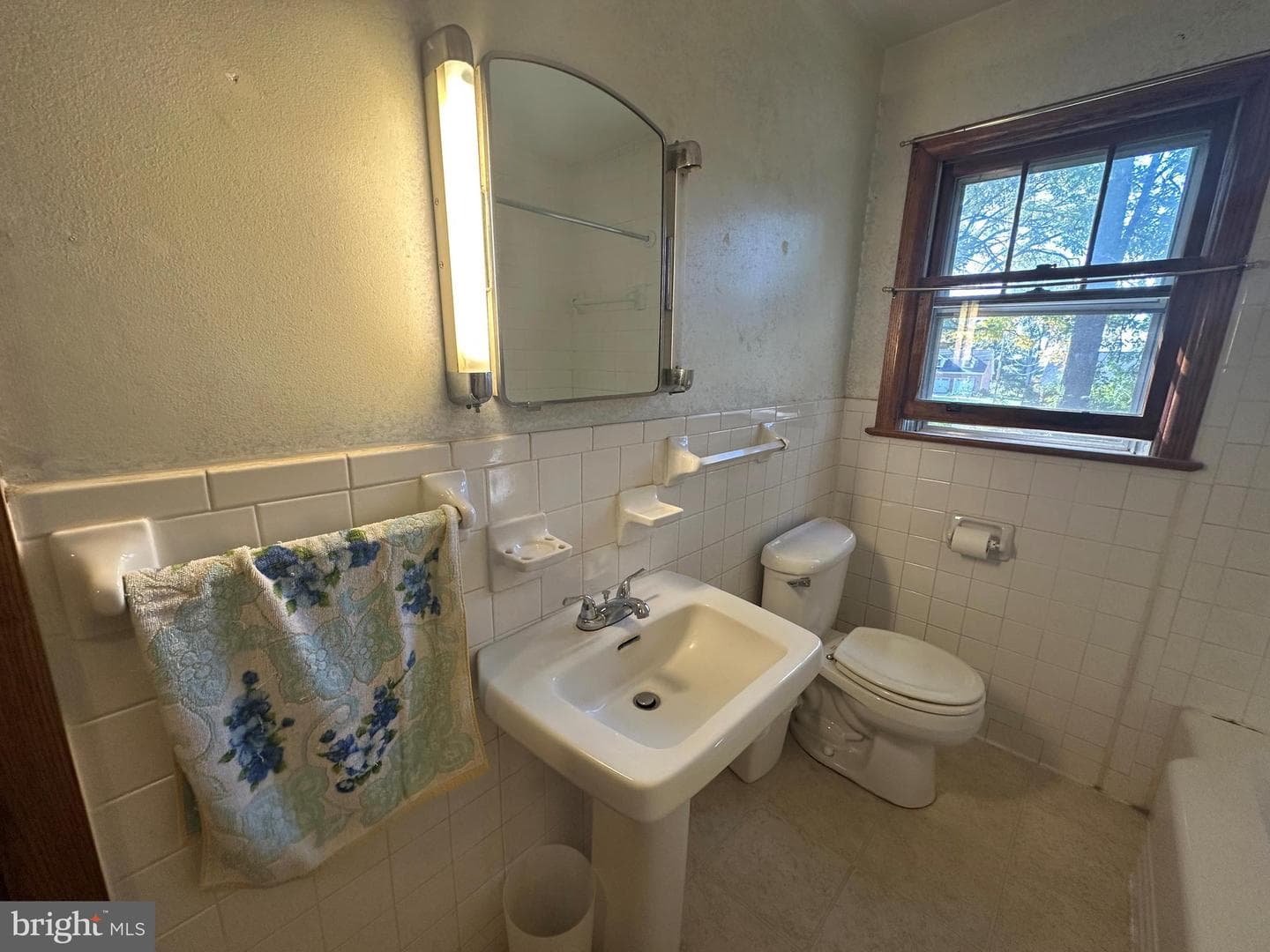10 Linden Boulevard photo 44