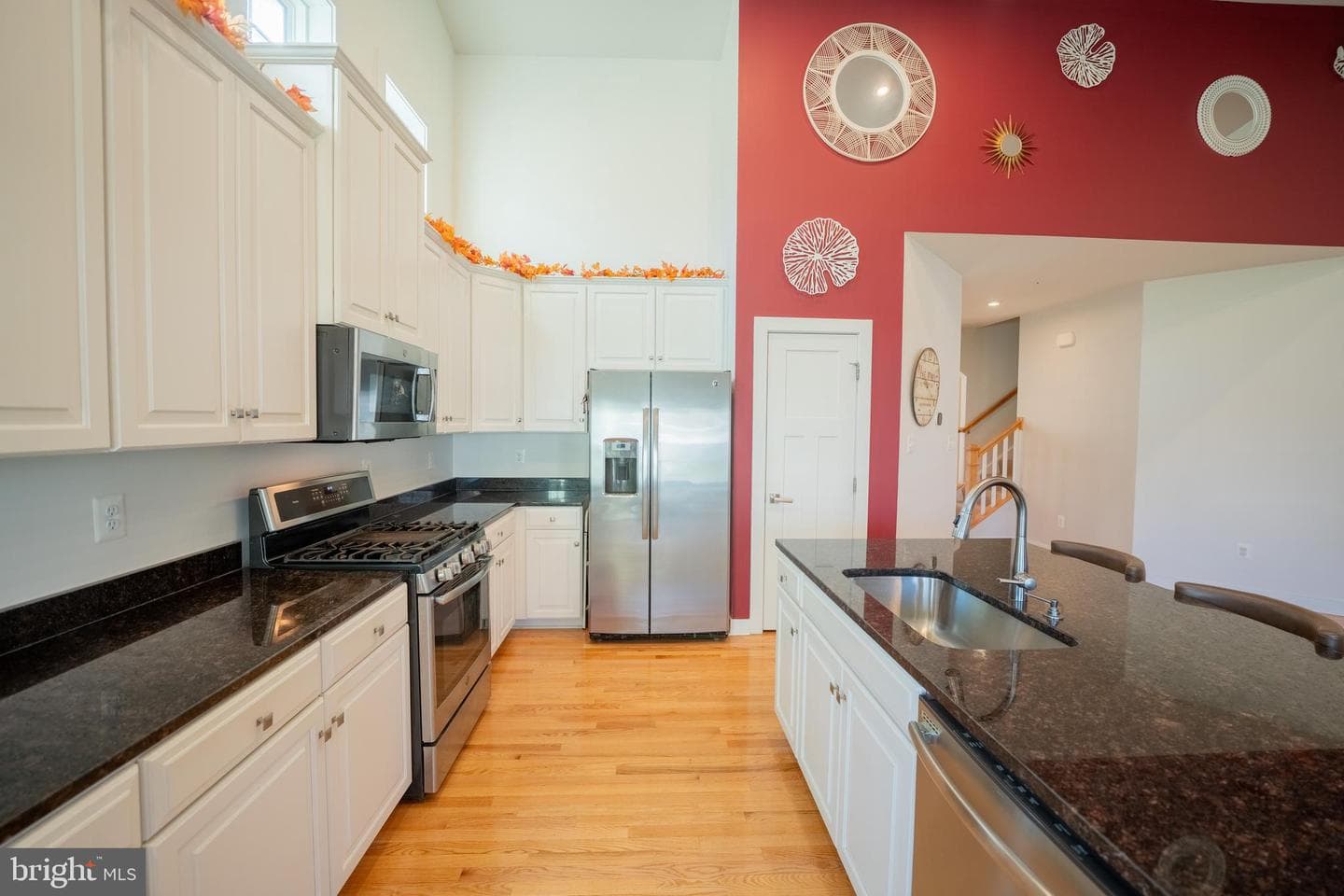 813 Central Avenue photo 9