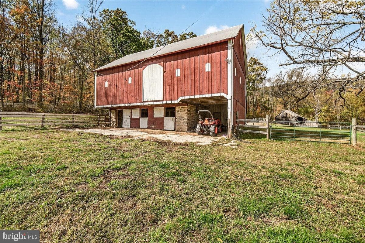 11804 Pleasant Walk Road photo 35