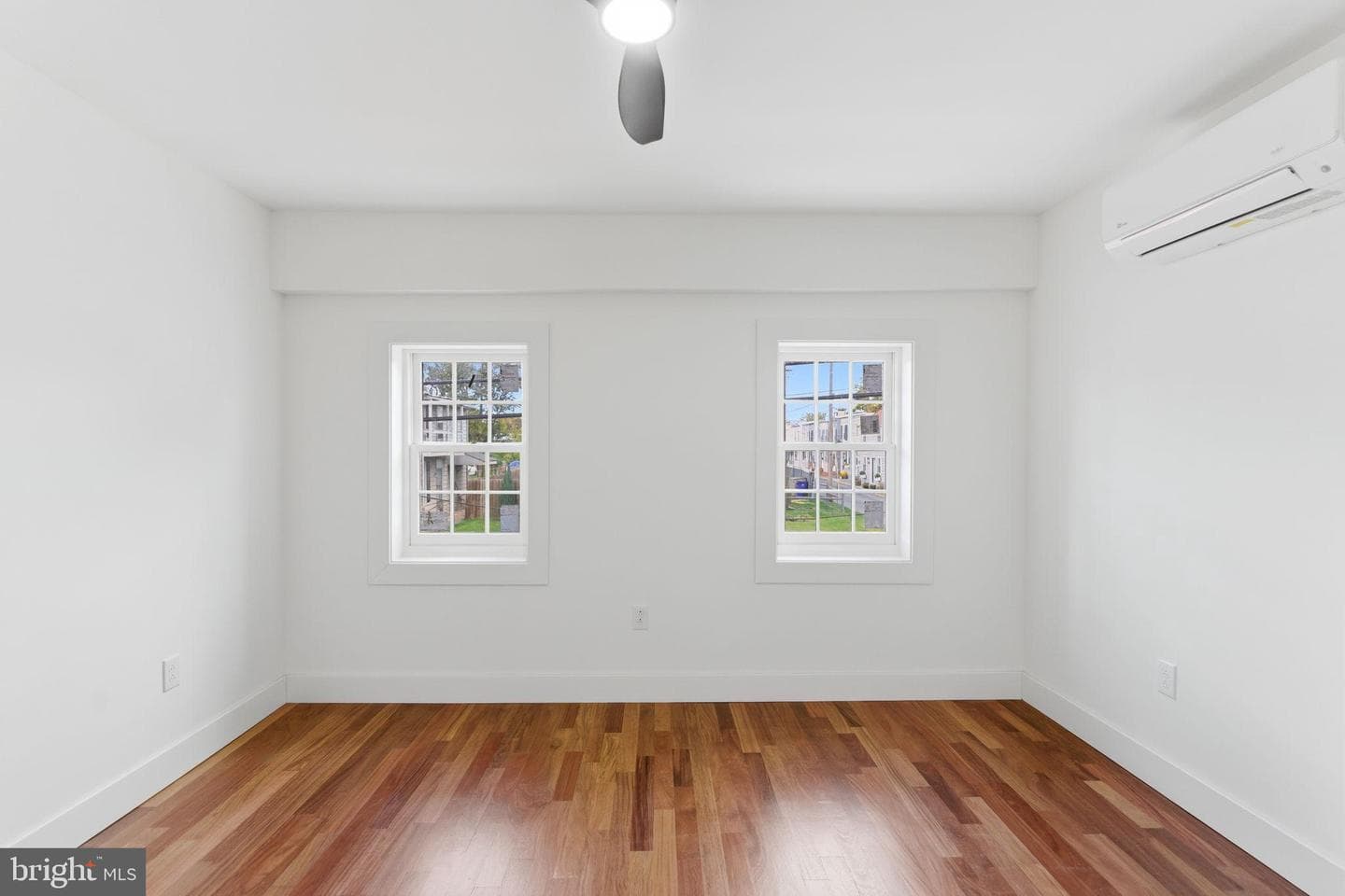 38 E 6th Street photo 23
