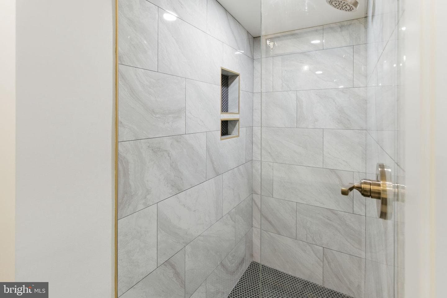 38 E 6th Street photo 29