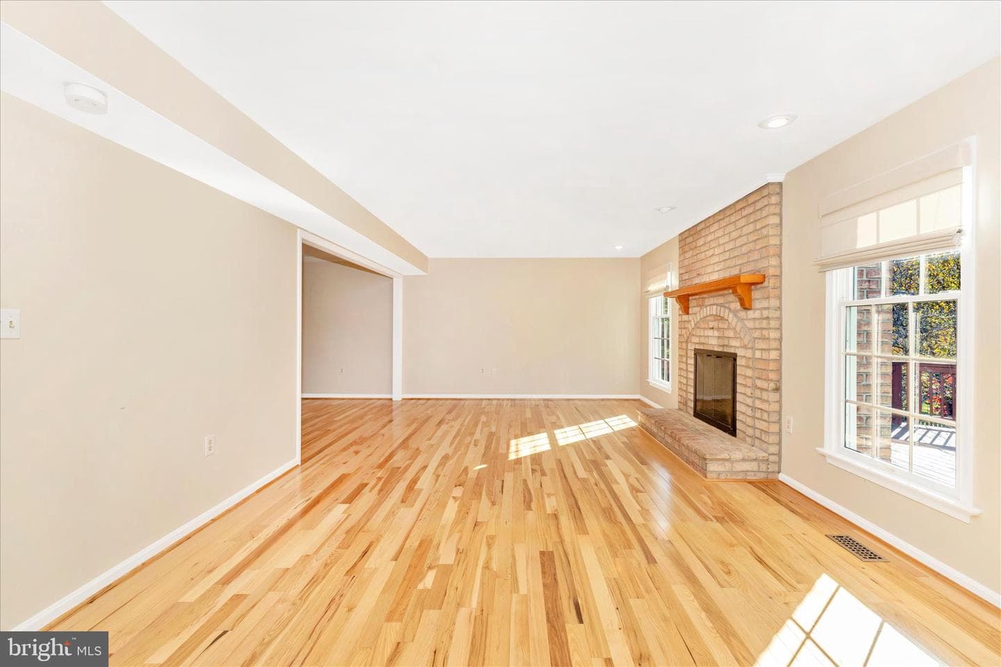 8217 Glen Heather Drive photo 13