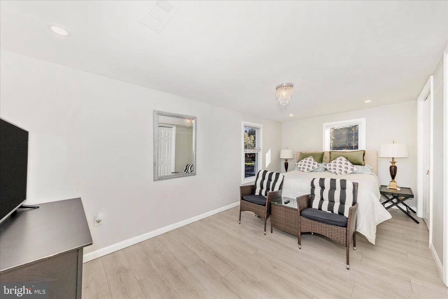 6216 Manor Woods Road photo 18