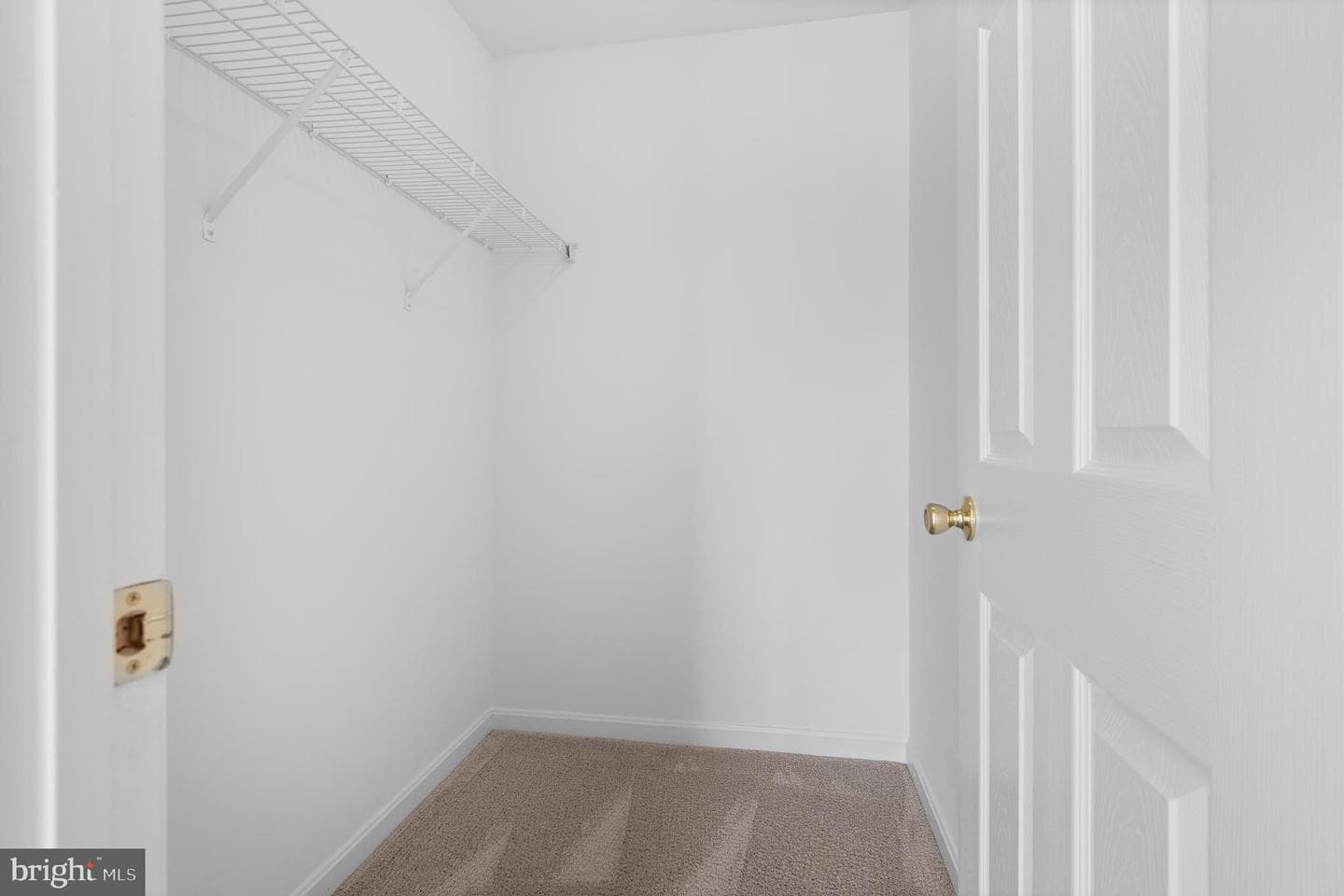 511 Ellison Court photo 43