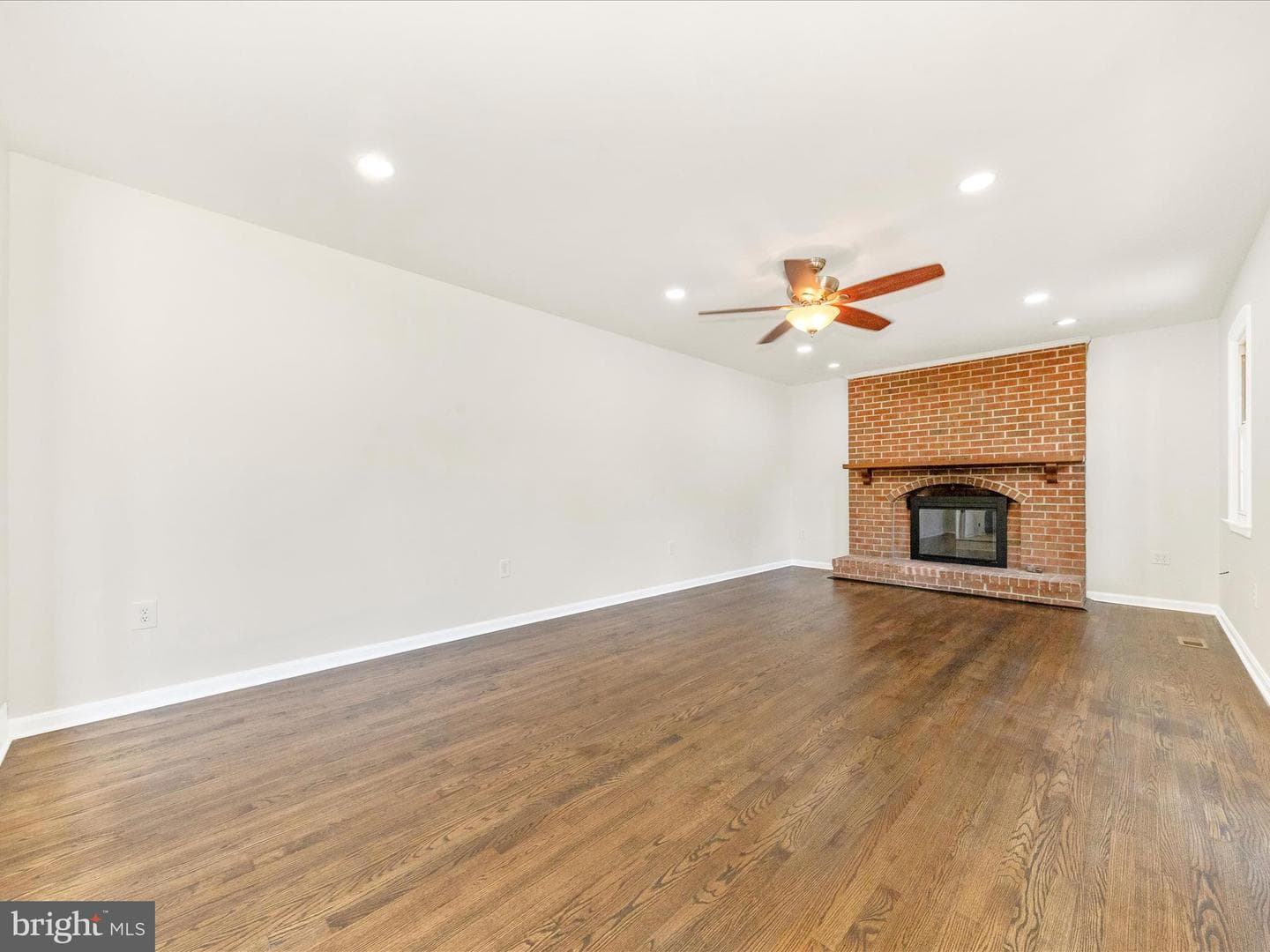 8395 Buckeye Court photo 16