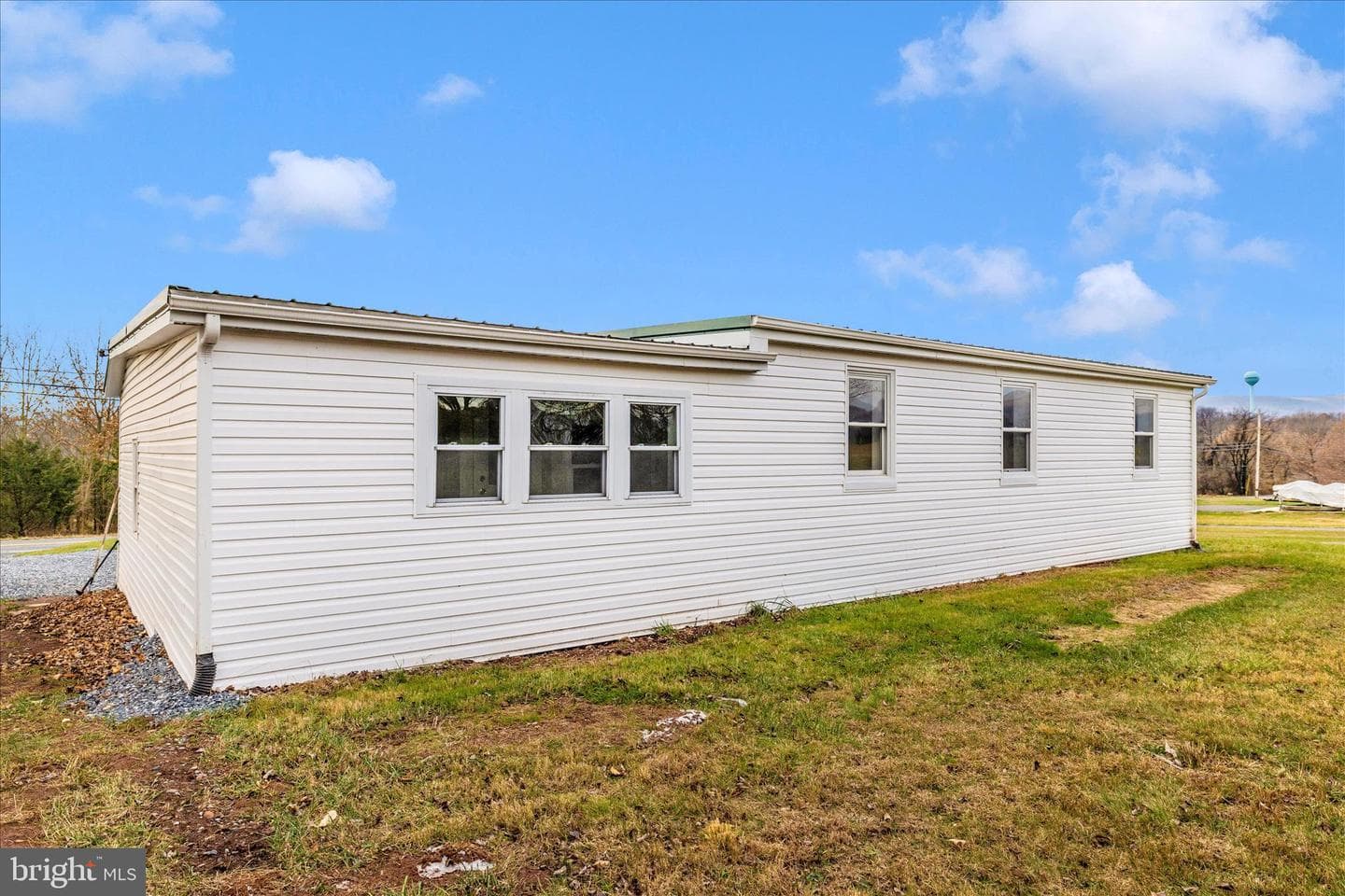 8128 Apples Church Road photo 54