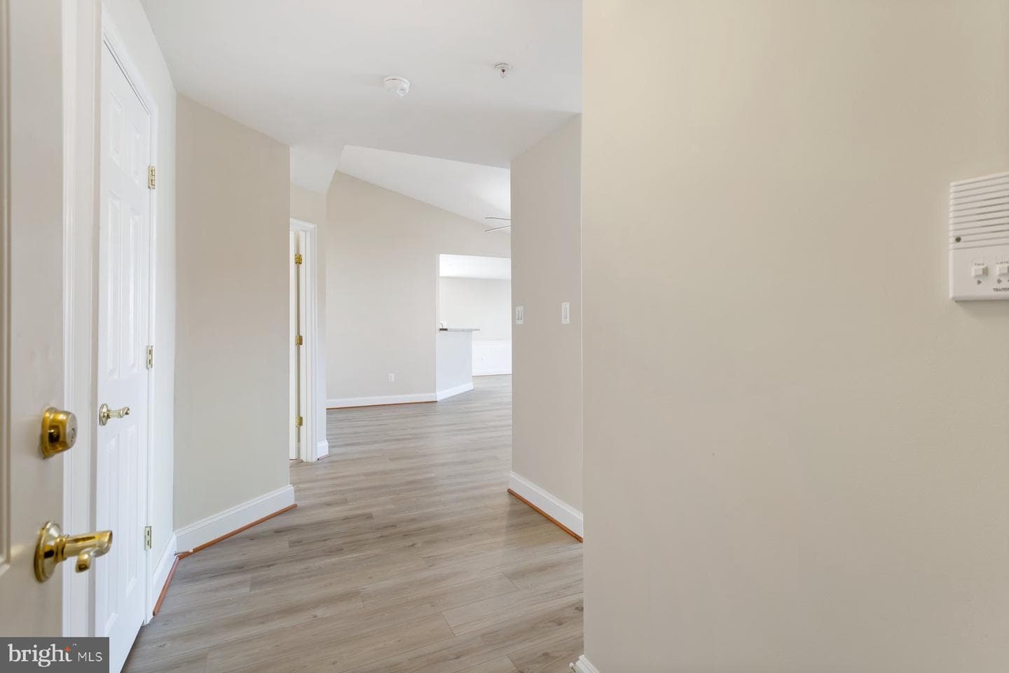2500 Hemingway Drive #3-3d photo 3