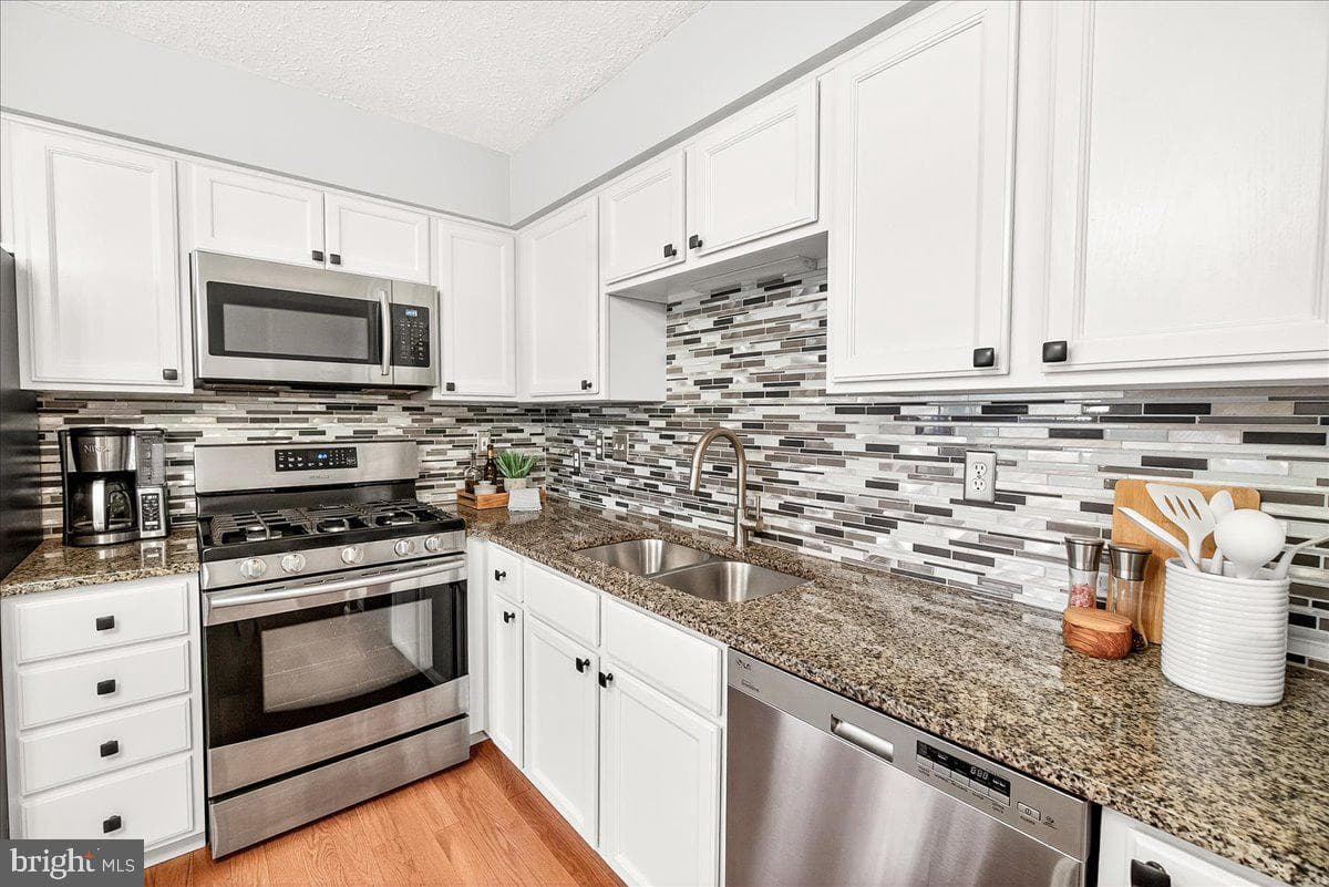 1643 Coopers Way photo 13