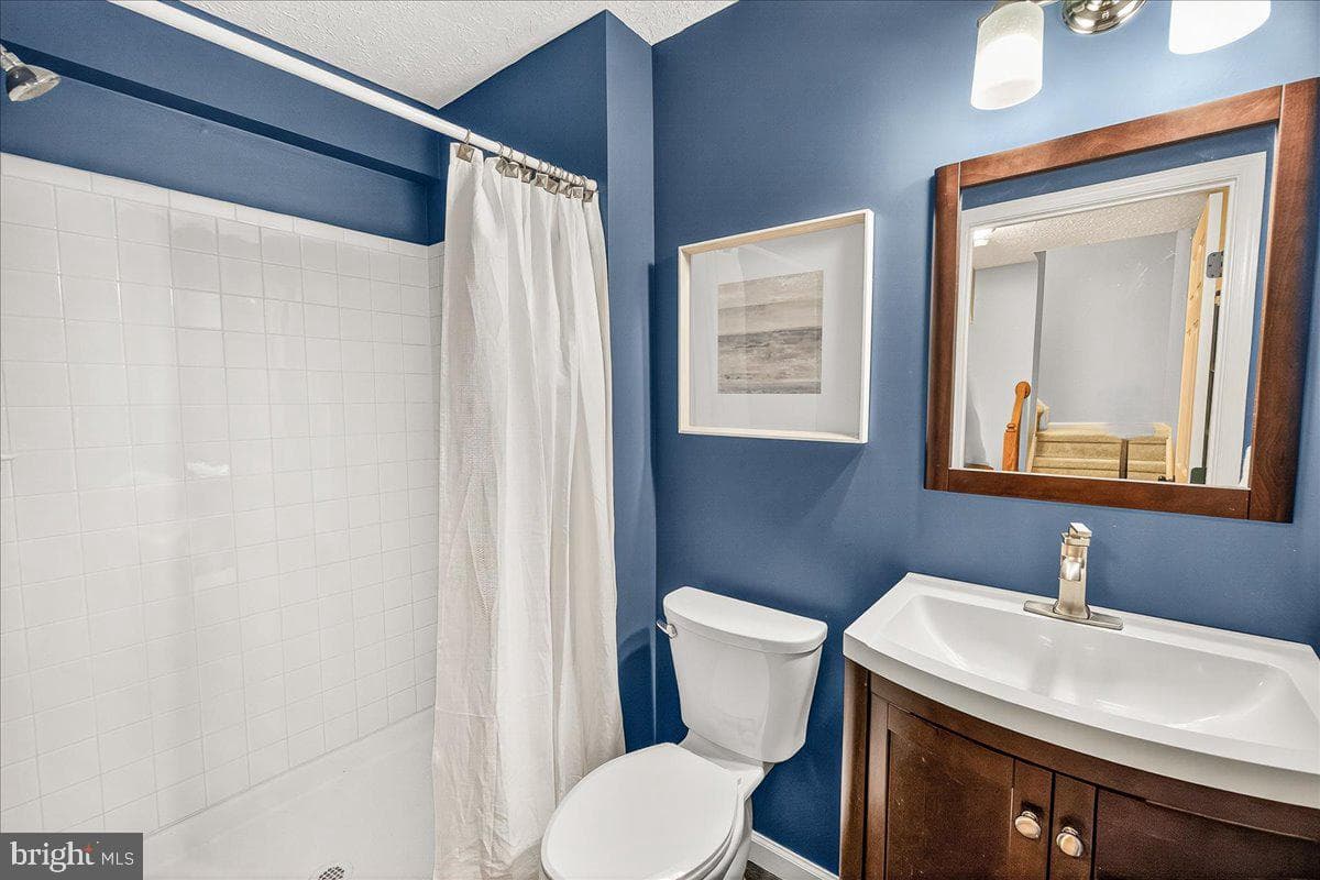 1643 Coopers Way photo 25