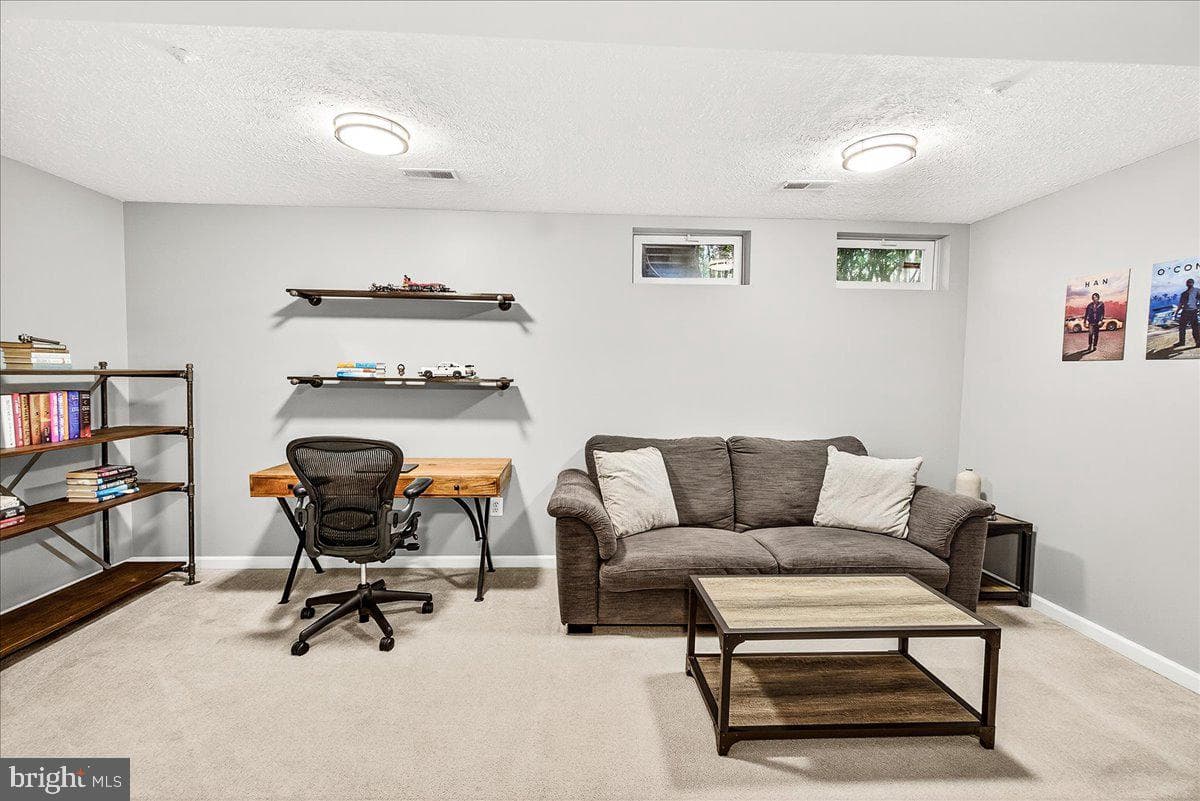 1643 Coopers Way photo 28