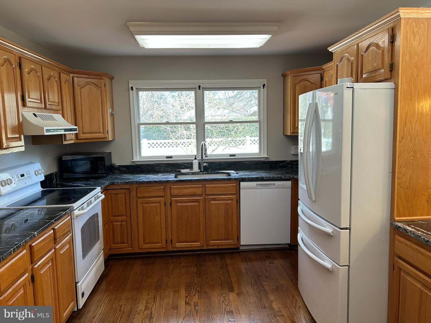 3010 White Pine Drive photo 7