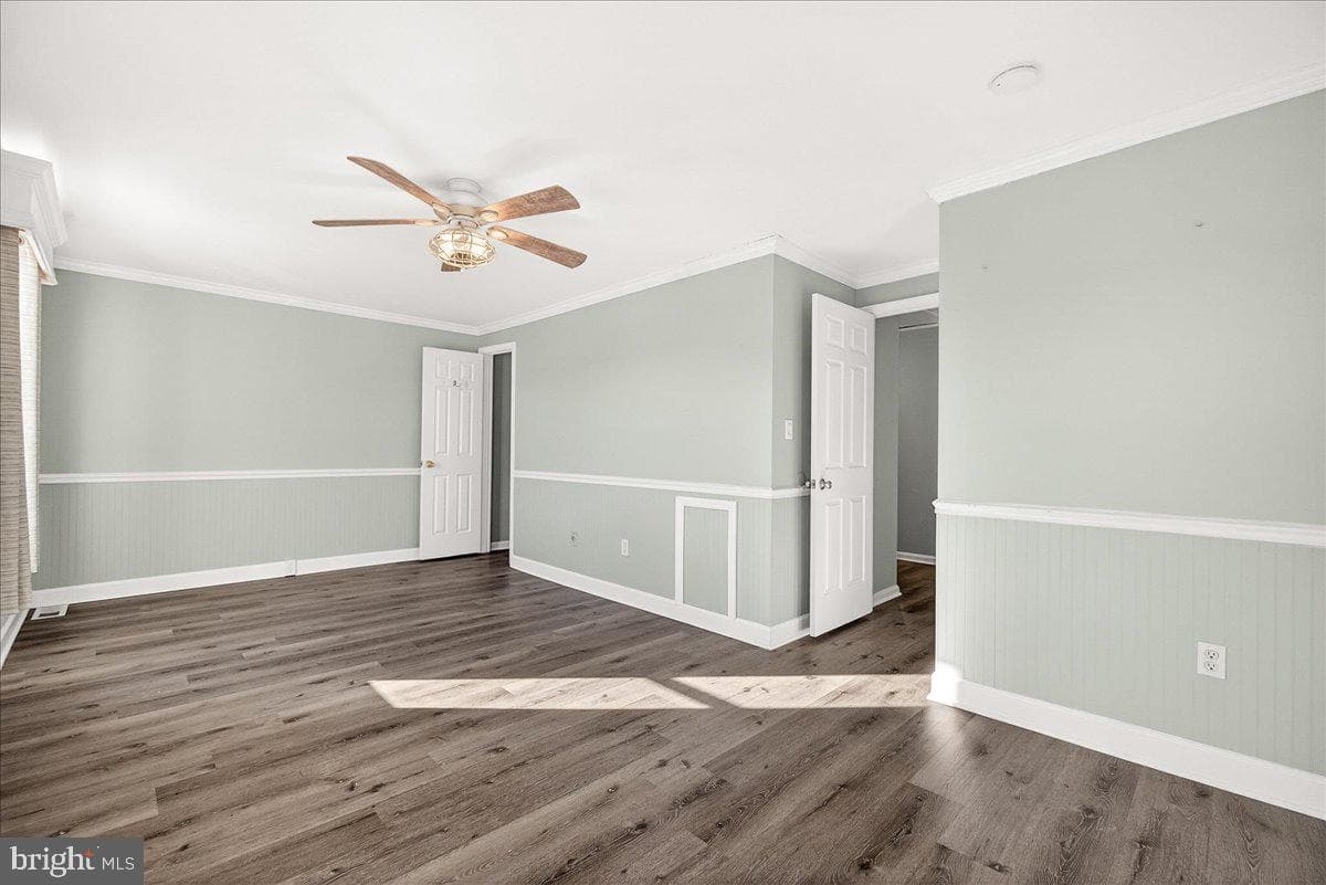101 Grantham Court photo 23