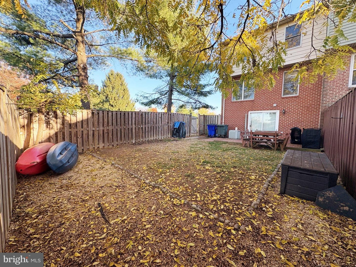 101 Grantham Court photo 46