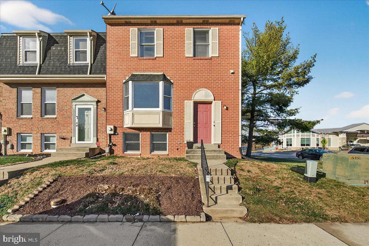101 Grantham Court photo 49