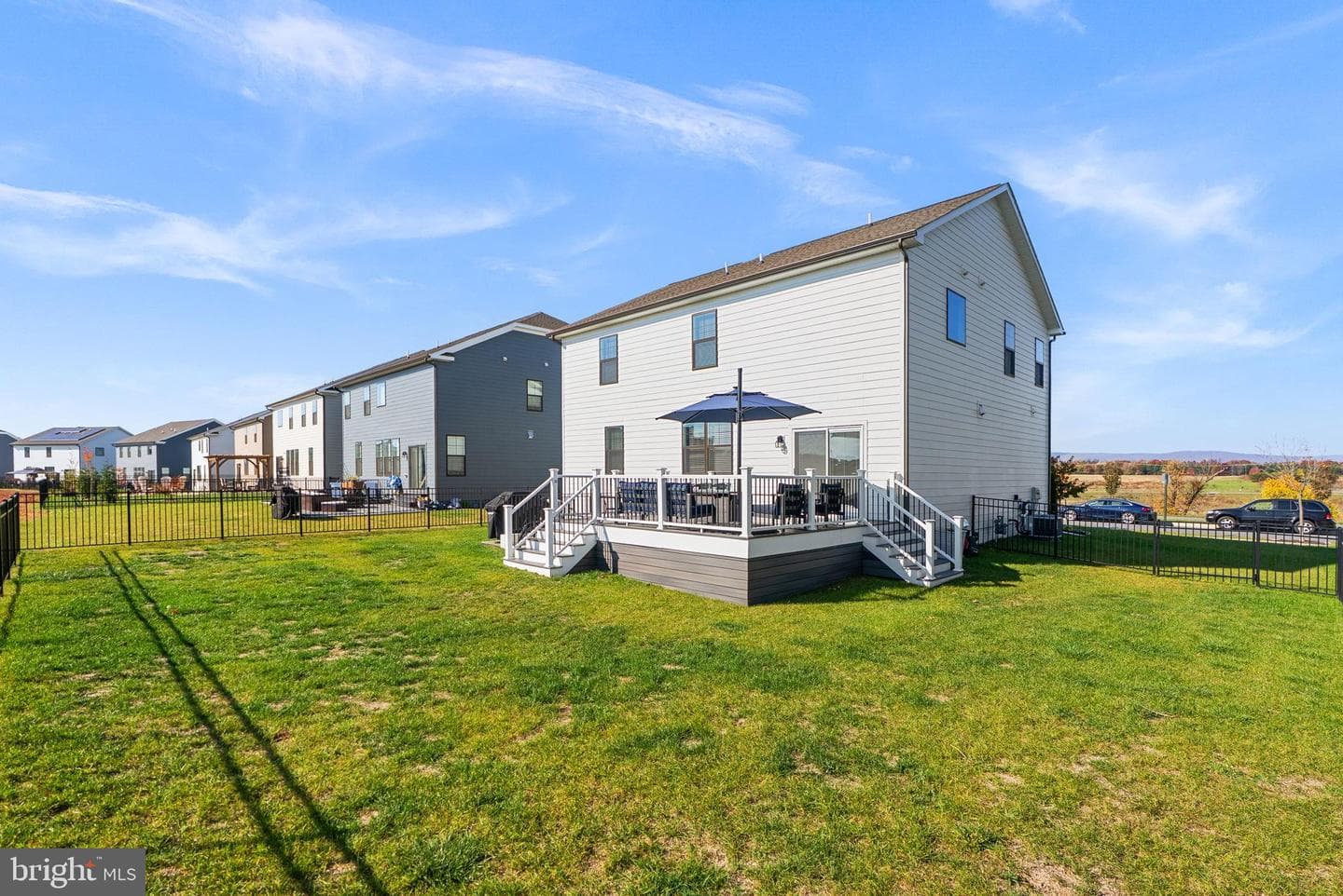 518 Carroll Walk Avenue photo 58