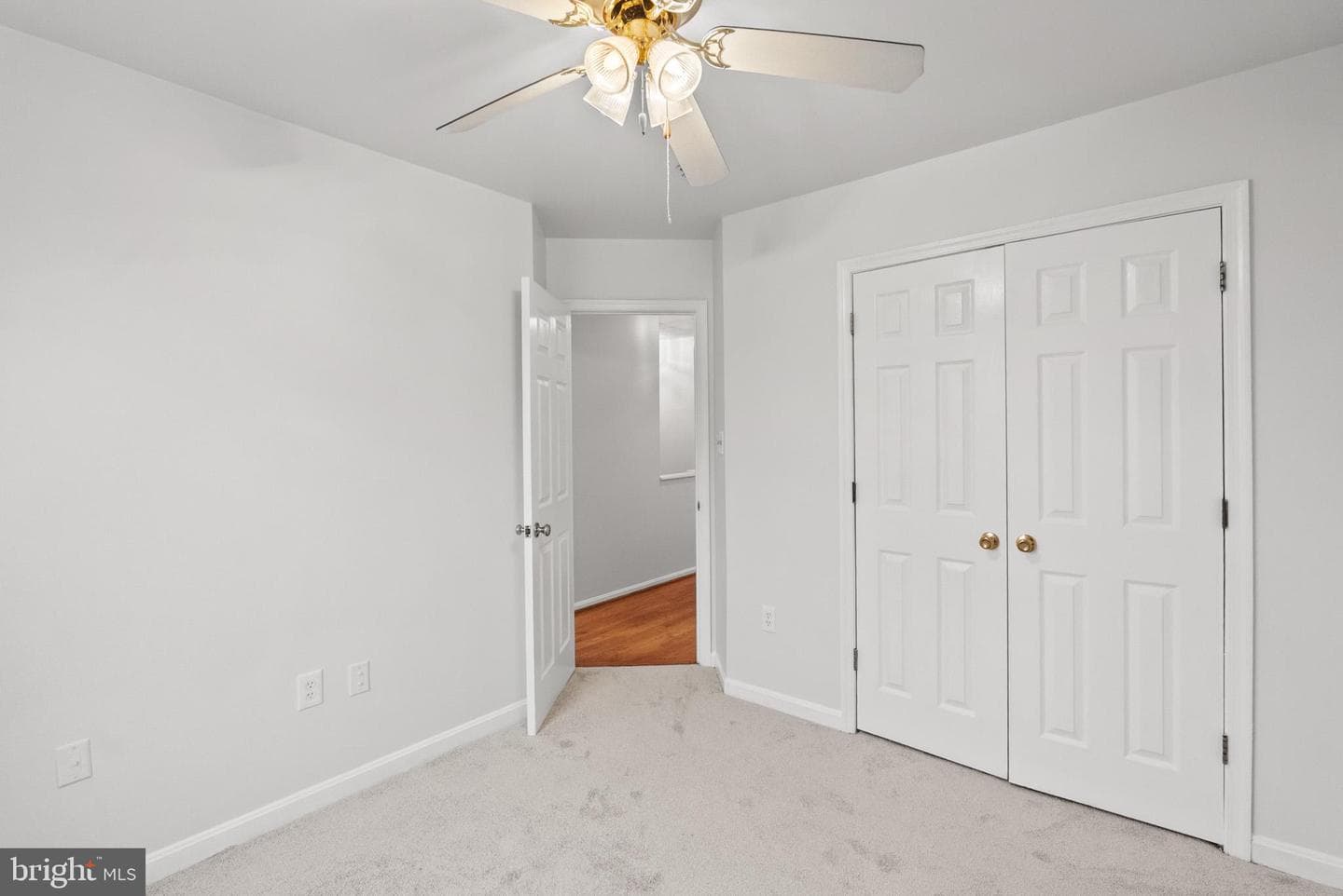 426 Blossom Lane photo 11